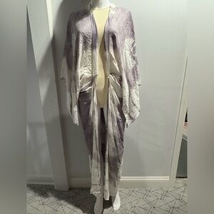Free People Purple and Cream Poncho/Kimono 100% Viscous- Gorgeous!! NWt